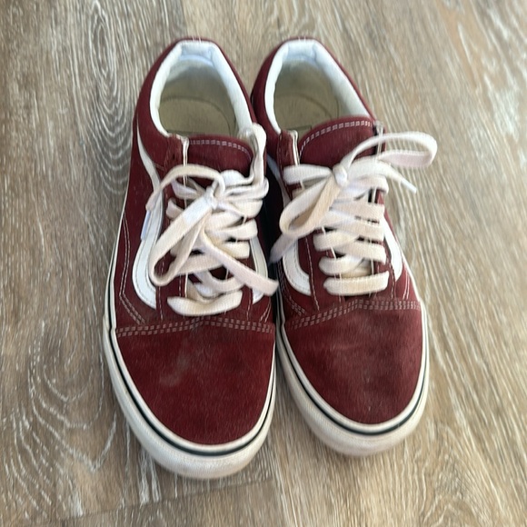 Vans - Picture 2 of 2